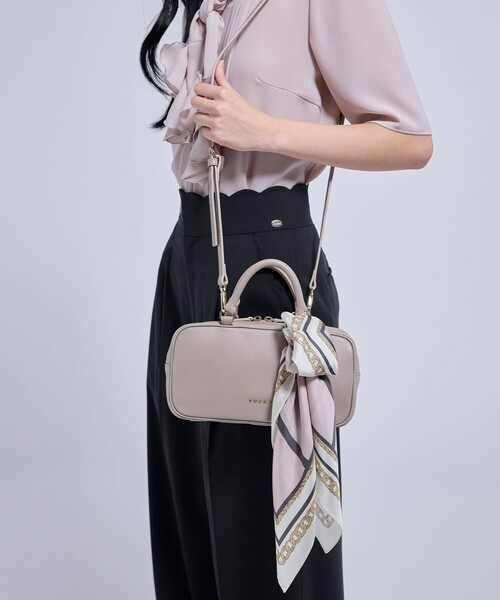 TOCCA(トッカ)の「CLAVIER LEATHER BOSTON BAG ボストンバッグ(ボストンバッグ・レディース・ベージュ系/レッド系/ブラック系・F)」の15枚目の写真
