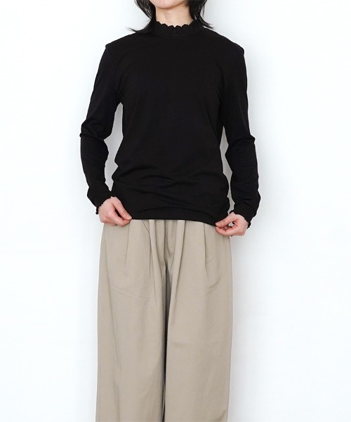オオカミとフクロウ（オオカミとフクロウ）の「オオカミと小鳥の囀る木の下で“あわせ”（Tシャツ/カットソー・レディース・ブラック/オフホワイト/ライトグリーン・FREE）」の8枚目の写真