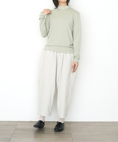 オオカミとフクロウ（オオカミとフクロウ）の「オオカミと小鳥の囀る木の下で“あわせ”（Tシャツ/カットソー・レディース・ブラック/オフホワイト/ライトグリーン・FREE）」の22枚目の写真