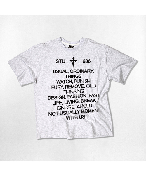 NOTUSUAL（ノットユージュアル）の「nuビッグフォントオーバーサイズ半袖Tシャツ4カラー（Tシャツ/カットソー・レディース・ホワイト×グレー/ブラック/ネイビー/ホワイト・SMALL/MEDIUM/LARGE/X-LARGE）」の3枚目の写真