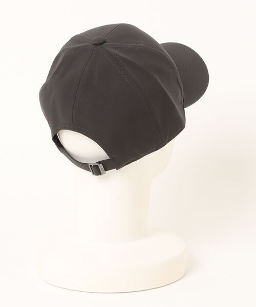 OAKLEY(オークリー)の「OAKLEY/オークリー キャップ ESSENTIAL METAL CAP 25.0 FOS902035(キャップ・メンズ・ブラック/ダークグレー/ベージュ・FREE)」の4枚目の写真