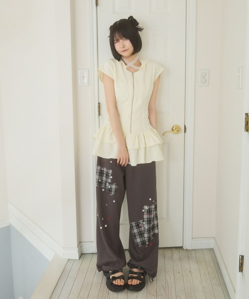 rumnel:(ルムネル)の「フーディーロゴミニワンピ / Hoodie Logo Mini One-piece(ワンピース・レディース・チャコール/アイボリー・FREE)」の6枚目の写真