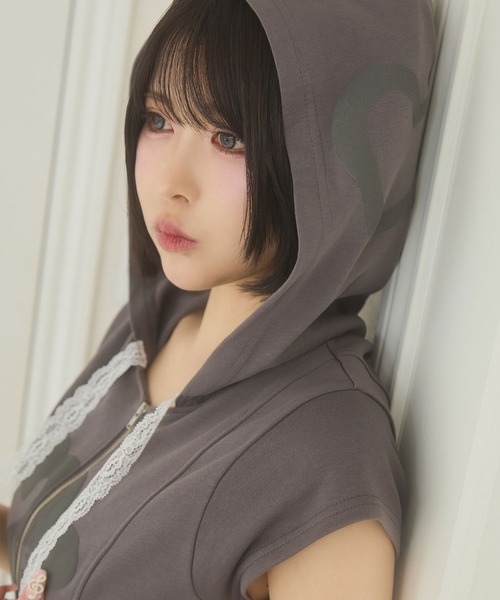 rumnel:(ルムネル)の「フーディーロゴミニワンピ / Hoodie Logo Mini One-piece(ワンピース・レディース・チャコール/アイボリー・FREE)」の17枚目の写真