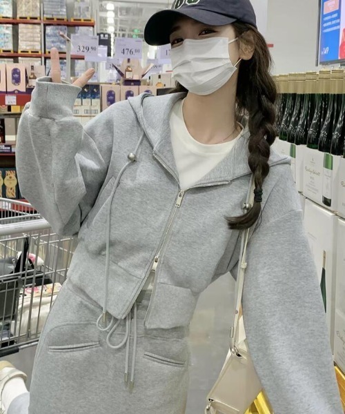 semplice(センプリチェ)の「パーカー スカート セットアップ(セットアップ・レディース・グレー・M/S)」の10枚目の写真