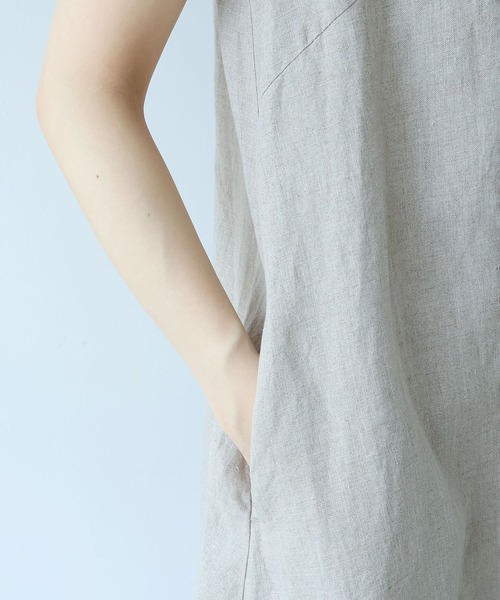 yuni(ユニ )の「40/1 Linen one-piece(ワンピース・レディース・ブラック/キナリ・FREE)」の20枚目の写真