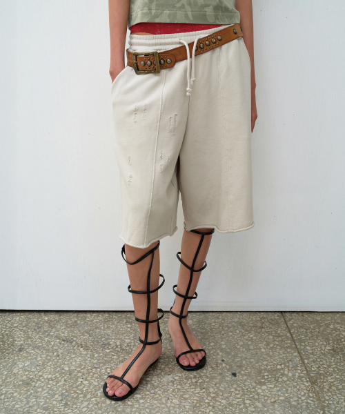 CUT-OFF DAMAGE SHORTS BEIGE（その他パンツ）｜THEVINYLHOUSE