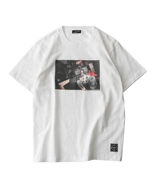 NineMicrophones(ナインマイクロフォンズ)の「SUNNY TEE(Tシャツ/カットソー・メンズ・ブラック/ホワイト・MEDIUM/SMALL/XX-LARGE/X-LARGE/LARGE)」の1枚目の写真
