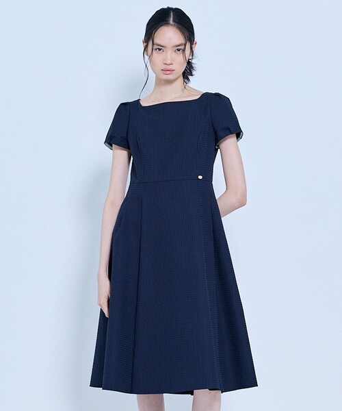 TOCCA(トッカ)の「MELLOW PUFF ドレス(ワンピース・レディース・ネイビー系/ライラック系・00/0/2/4/6)」の7枚目の写真