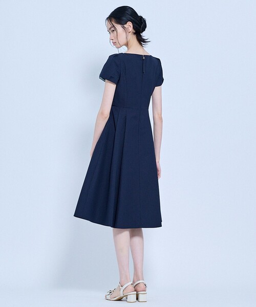 TOCCA(トッカ)の「MELLOW PUFF ドレス(ワンピース・レディース・ネイビー系/ライラック系・00/0/2/4/6)」の11枚目の写真