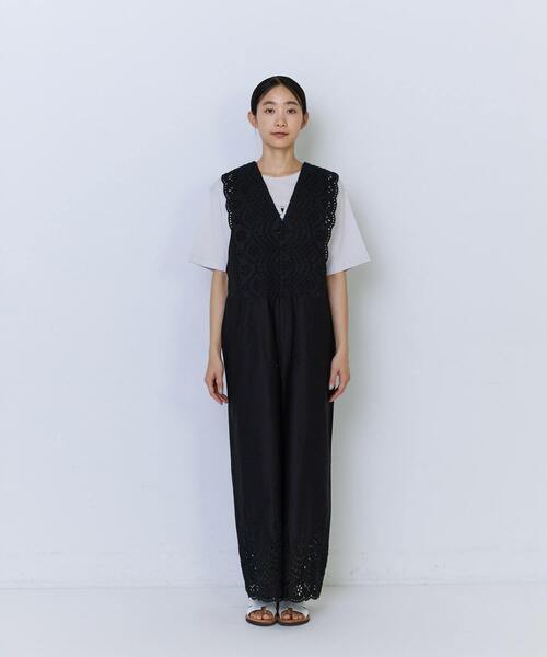 ADIEU TRISTESSE(アデュートリステス)の「カットワーク刺繍サロペット(サロペット/オーバーオール・レディース・ベージュ/ブラック・38)」の12枚目の写真