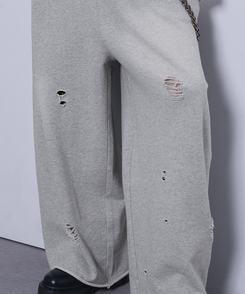 EMMA CLOTHES(エマクローズ)の「distressed sweat baggy pants/ダメージスウェットバギーパンツ【黒色コラボ】(スウェットパンツ・メンズ・ブラック/グレー・S/M)」の16枚目の写真
