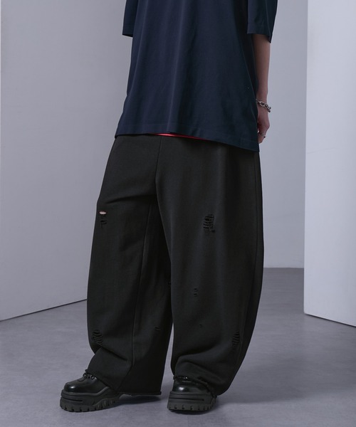 EMMA CLOTHES(エマクローズ)の「distressed sweat baggy pants/ダメージスウェットバギーパンツ【黒色コラボ】(スウェットパンツ・メンズ・ブラック/グレー・S/M)」の17枚目の写真