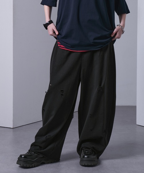 EMMA CLOTHES(エマクローズ)の「distressed sweat baggy pants/ダメージスウェットバギーパンツ【黒色コラボ】(スウェットパンツ・メンズ・ブラック/グレー・S/M)」の20枚目の写真