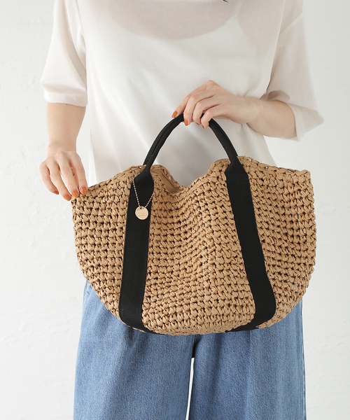 B.C STOCK（ベーセーストック）の「T.S.L/ティーエスエル バルーンシルエットペーパートートバッグ（トートバッグ・レディース・チャコールグレー/ベージュ/アイボリー・FREE）」の15枚目の写真