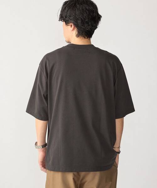 SHIPS(シップス)の「THYARD: COOLMAX(R) クルーネック Tシャツ(Tシャツ/カットソー・メンズ・ブラック/ネイビー/グレー/ホワイト・2/3/4)」の14枚目の写真