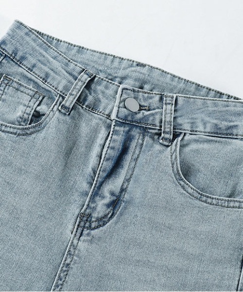&soiree(アンドソワレ)の「パール付裾レースフレアデニムパンツ(デニムパンツ・レディース・ブルー・X-SMALL/SMALL/MEDIUM/LARGE/X-LARGE)」の4枚目の写真