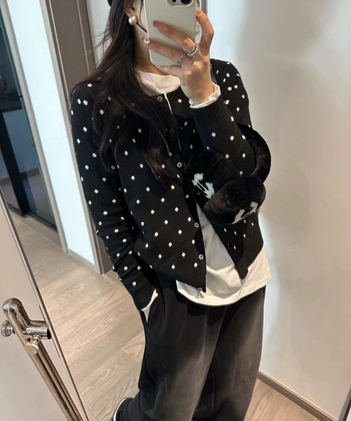 MEMECLE（メメクル）の「【 MEMECLE / メメクル 】ドット ニットカーディガン（Tシャツ/カットソー・レディース・グレー/ブラック・FREE）」の7枚目の写真