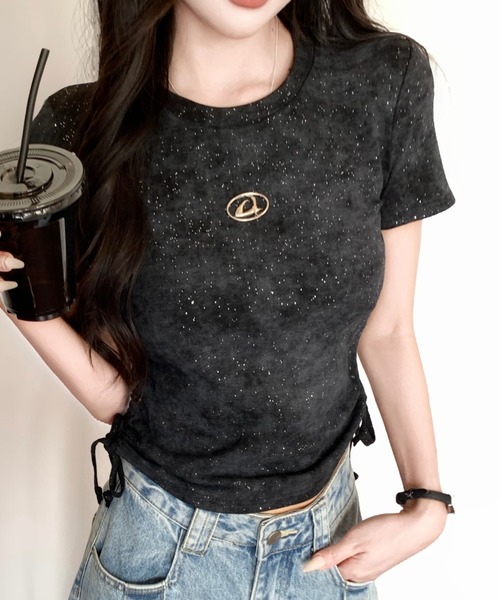 Sibra(シブラ)の「きらきら 綿95%ラメサイドギャザー半袖トップス(Tシャツ/カットソー・レディース・ホワイト/ベージュ/ブラック・M)」の5枚目の写真