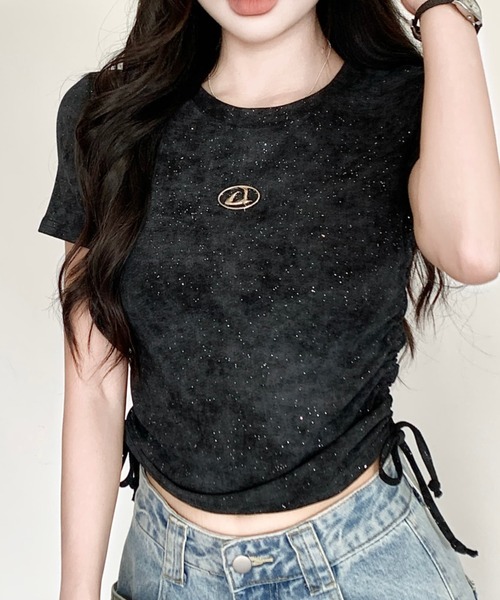 Sibra(シブラ)の「きらきら 綿95%ラメサイドギャザー半袖トップス(Tシャツ/カットソー・レディース・ホワイト/ベージュ/ブラック・M)」の4枚目の写真