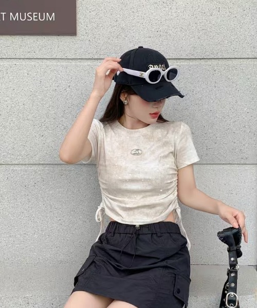 Sibra(シブラ)の「きらきら 綿95%ラメサイドギャザー半袖トップス(Tシャツ/カットソー・レディース・ホワイト/ベージュ/ブラック・M)」の9枚目の写真
