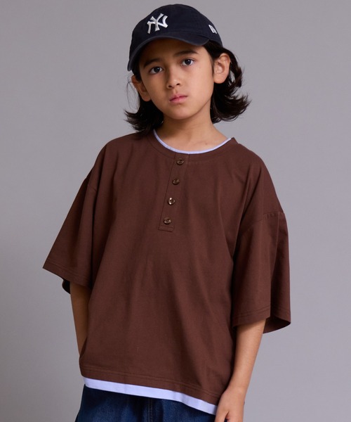 PAIRMANON STREET(ペアマノンストリート)の「【90-160cm】【綿100%】レイヤード風 半袖 Tシャツ【PAIRMANON STREET】(Tシャツ/カットソー・キッズ・ブラック/ネイビー/ブラウン/ブルー・90/160/100/150/140/130/120/110)」の3枚目の写真