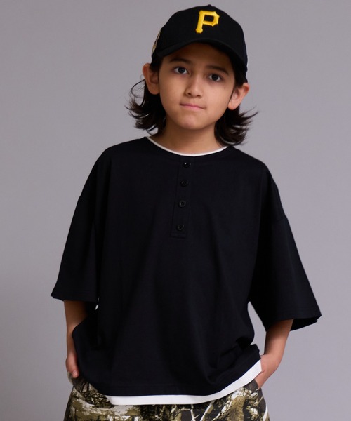 PAIRMANON STREET(ペアマノンストリート)の「【90-160cm】【綿100%】レイヤード風 半袖 Tシャツ【PAIRMANON STREET】(Tシャツ/カットソー・キッズ・ブラック/ネイビー/ブラウン/ブルー・90/160/100/150/140/130/120/110)」の2枚目の写真