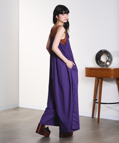ROSE BUD(ローズバッド)の「SHIRRING ALL IN ONE(つなぎ/オールインワン・レディース・ブラック/パープル・ONE SIZE)」の7枚目の写真