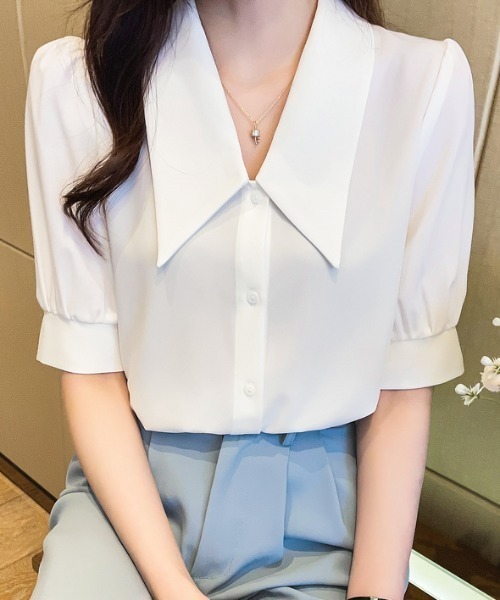 LUCPY（ラクピー）の「ビッグカラーパフスリーブブラウス（シャツ/ブラウス・レディース・ホワイト/ブルー・MEDIUM/SMALL/X-LARGE/LARGE）」の5枚目の写真