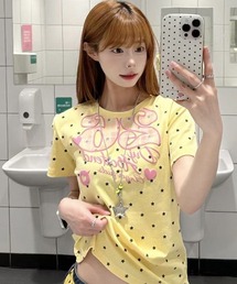 星柄とアルファベットのプリント半袖Tシャツ