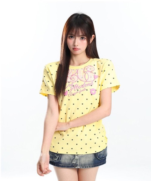 AsheKsha(アシクシャ)の「星柄とアルファベットのプリント半袖Tシャツ(Tシャツ/カットソー・レディース・イエロー・M)」の3枚目の写真