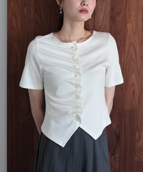 J by blue(ジェイバイブルー)の「《新色追加》フロントギャザーリブカットソー(Tシャツ/カットソー・レディース・ブラック/ブルー/オフホワイト/ブラウン・MEDIUM)」の6枚目の写真