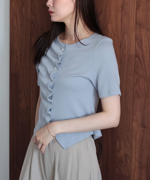J by blue(ジェイバイブルー)の「《新色追加》フロントギャザーリブカットソー(Tシャツ/カットソー・レディース・ブラック/ブルー/オフホワイト/ブラウン・MEDIUM)」の17枚目の写真