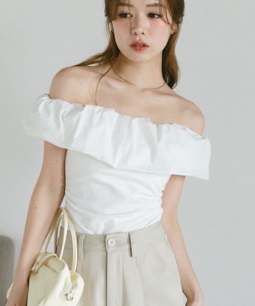 VANNIE U(ヴァニーユー)の「2wayフリルオフショルダーカットソー(バレッタ/ヘアクリップ・レディース・ピンク/ホワイト・FREE)」の3枚目の写真