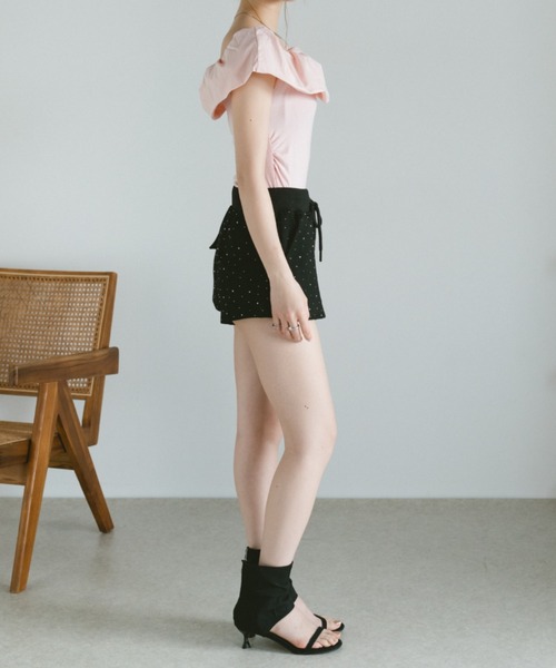 VANNIE U(ヴァニーユー)の「2wayフリルオフショルダーカットソー(バレッタ/ヘアクリップ・レディース・ピンク/ホワイト・FREE)」の12枚目の写真