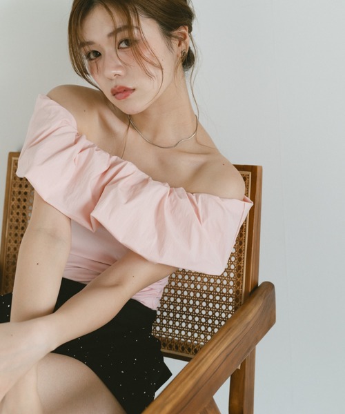 VANNIE U(ヴァニーユー)の「2wayフリルオフショルダーカットソー(バレッタ/ヘアクリップ・レディース・ピンク/ホワイト・FREE)」の15枚目の写真