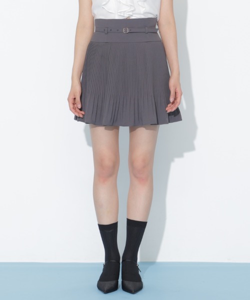 JILL by JILL STUART(ジルバイジルスチュアート)の「ベルト付きプリーツミニスカート(スカート・レディース・ベージュ系その他/グレー/ブラウン・FREE)」の9枚目の写真