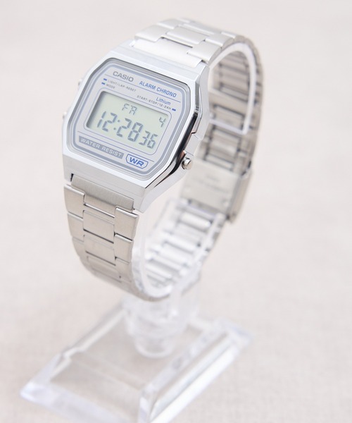 CASIO(カシオ)の「CASIO カシオ:CASIO CLASSIC A158WEA(アナログ腕時計・レディース・ネイビー/ブラック/シルバー・FREE)」の1枚目の写真