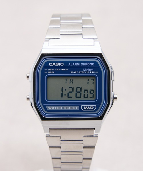 CASIO(カシオ)の「CASIO カシオ:CASIO CLASSIC A158WEA(アナログ腕時計・レディース・ネイビー/ブラック/シルバー・FREE)」の4枚目の写真