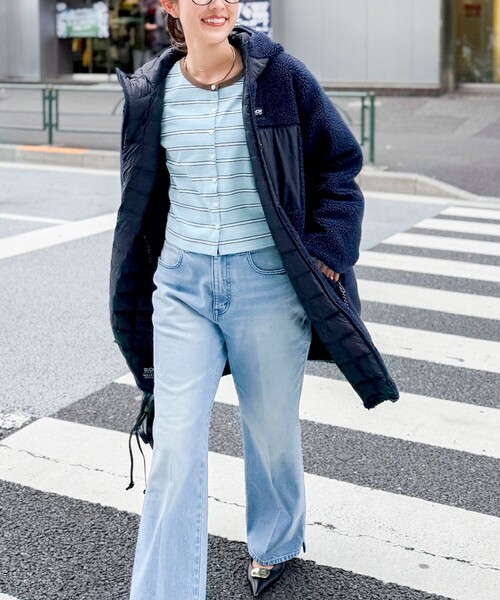 NOLLEY’S（ノーリーズ）の「◇【WEB限定】【TAION/タイオン】ボア×ダウンフードロングダ(リバーシブル)（ダウンジャケット/コート・レディース・ネイビー/ブラック・S/M）」の7枚目の写真