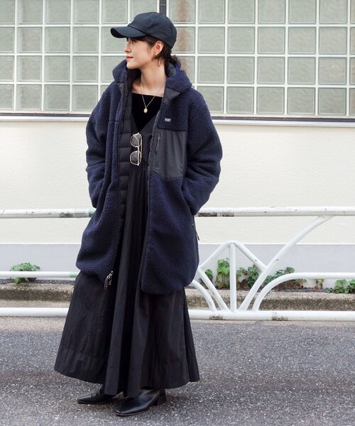 NOLLEY’S（ノーリーズ）の「◇【WEB限定】【TAION/タイオン】ボア×ダウンフードロングダ(リバーシブル)（ダウンジャケット/コート・レディース・ネイビー/ブラック・S/M）」の9枚目の写真
