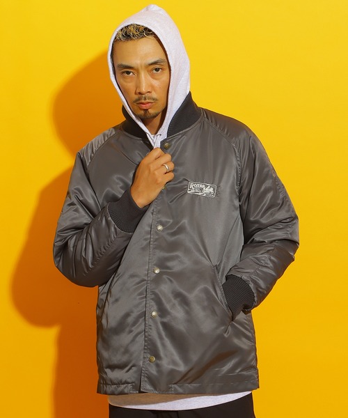 ROTAR(ローター)の「TIQ Nylon Pharaoh Court(スタジャン・メンズ・チャコール/ネイビー/ブラック・X-LARGE/LARGE/MEDIUM)」の6枚目の写真
