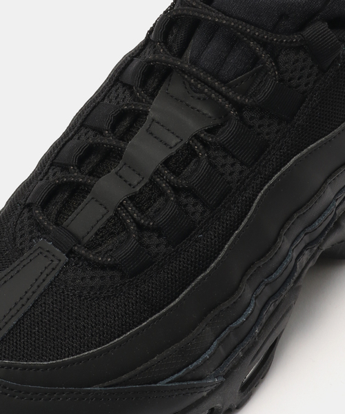 NIKE(ナイキ)の「NIKE AIR MAX 95 BIG BUBBLE HM8755-001(スニーカー・メンズ・ブラック・26.5cm/26cm/25.5cm/25cm/24.5cm/24cm/30cm/29cm/28.5cm/28cm/27.5cm/27cm)」の6枚目の写真