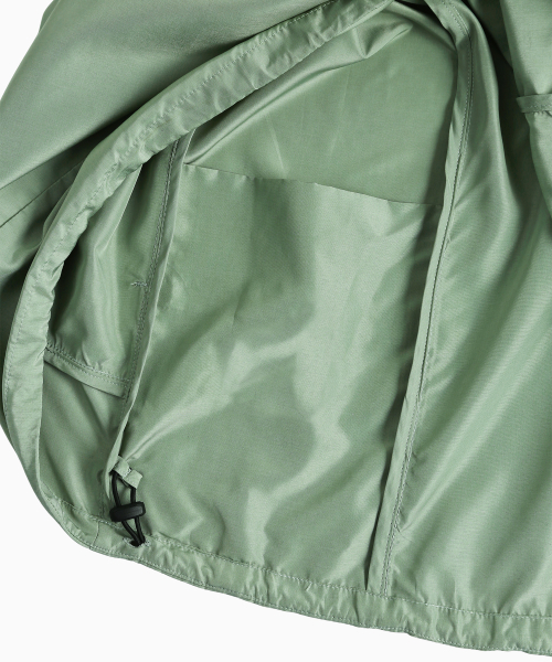MENASOO(ミナス)の「Unisex Easy Move Half Zip_Mint(ナイロンジャケット・レディース・ミント・1/2)」の17枚目の写真