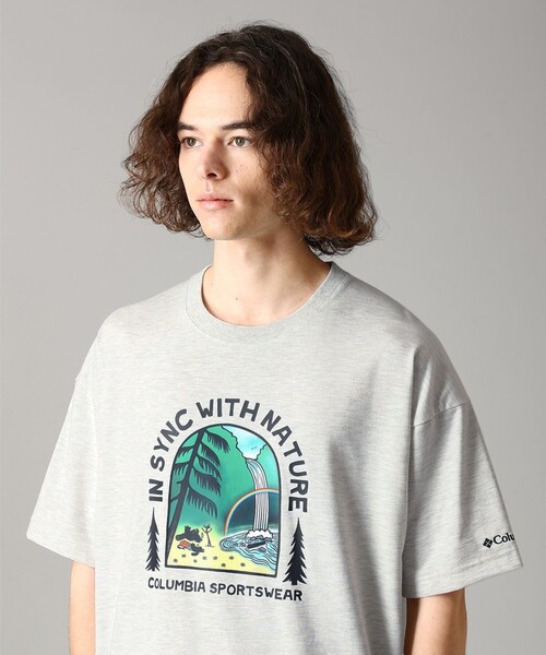 Columbia(コロンビア)の「UVカット 速乾 Columbia/ レイクトゥアベニュー グラフィック ショートスリーブTシャツ /コロンビア(Tシャツ/カットソー・メンズ・ネイビー/ホワイト系その他2/オレンジ系その他/ホワイト系その他/ブルー系その他/ホワイト/イエロー系その他/イエロー/ヘザーグレー/オレンジ・S/L/XL/M)」の11枚目の写真