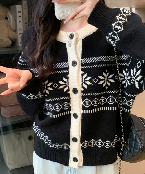 AMAJI(アマジ)の「ノルディック柄 ルーズ ニットカーディガン(カーディガン/ボレロ・レディース・ホワイト/ブラック・FREE)」の2枚目の写真