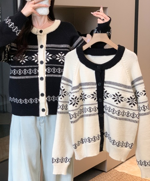 AMAJI(アマジ)の「ノルディック柄 ルーズ ニットカーディガン(カーディガン/ボレロ・レディース・ホワイト/ブラック・FREE)」の5枚目の写真