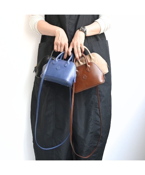 CLEDRAN(クレドラン)の「【本革 軽量 ショルダー取り外し可能】CL4047 LISSE MICRO 2WAY BOSTON(ボストンバッグ・レディース・ベージュ/ブルー/チョコ/ブラック・FREE)」の4枚目の写真