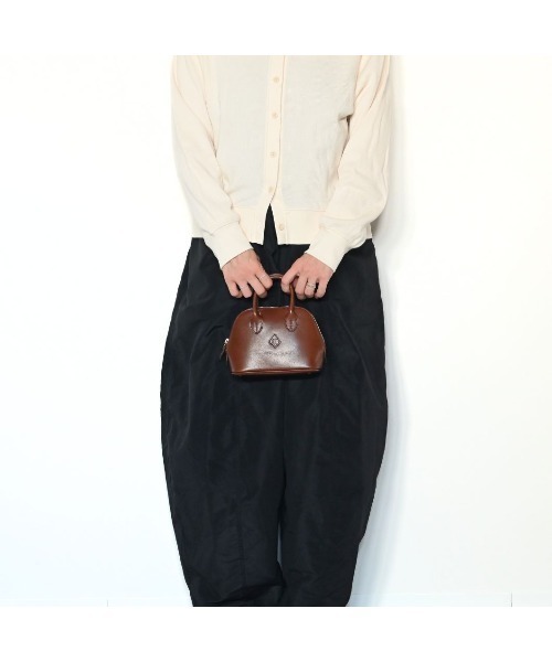 CLEDRAN(クレドラン)の「【本革 軽量 ショルダー取り外し可能】CL4047 LISSE MICRO 2WAY BOSTON(ボストンバッグ・レディース・ベージュ/ブルー/チョコ/ブラック・FREE)」の13枚目の写真