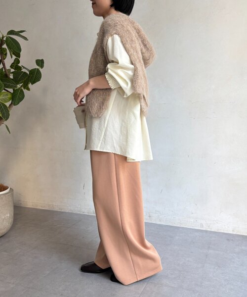 Jena espace merveilleux(ジェナ エスパスメルヴェイユ)の「トロミタックインシャツ(シャツ/ブラウス・レディース・オレンジ/カーキ/アイボリー・FREE)」の5枚目の写真