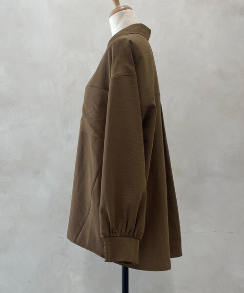 Jena espace merveilleux(ジェナ エスパスメルヴェイユ)の「トロミタックインシャツ(シャツ/ブラウス・レディース・オレンジ/カーキ/アイボリー・FREE)」の19枚目の写真